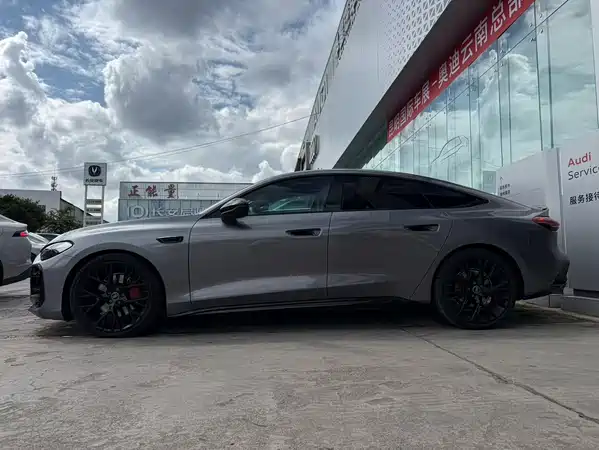 Audi A5L Sportback 2025