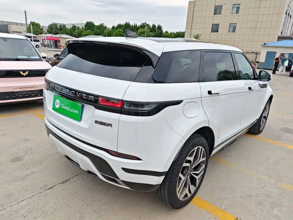 Land Rover Evoque 2022 — фото 7