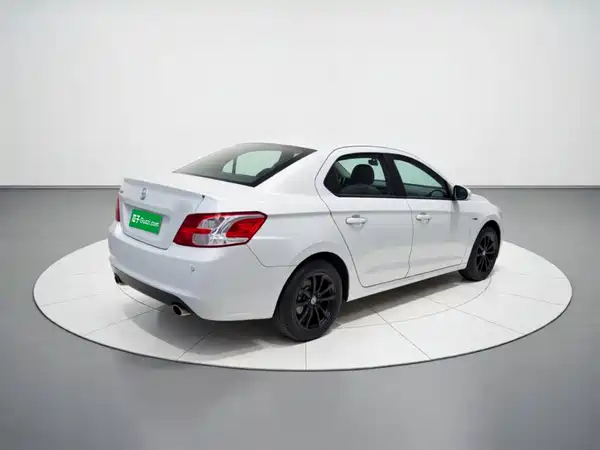 Peugeot 301 2015