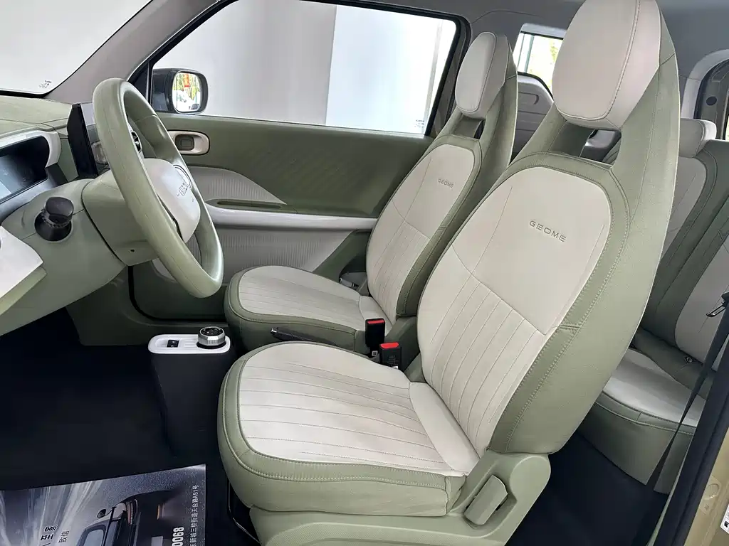 Geely Galaxy Panda 2025 — фото 15