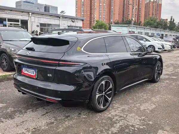 NIO ET5T 2025
