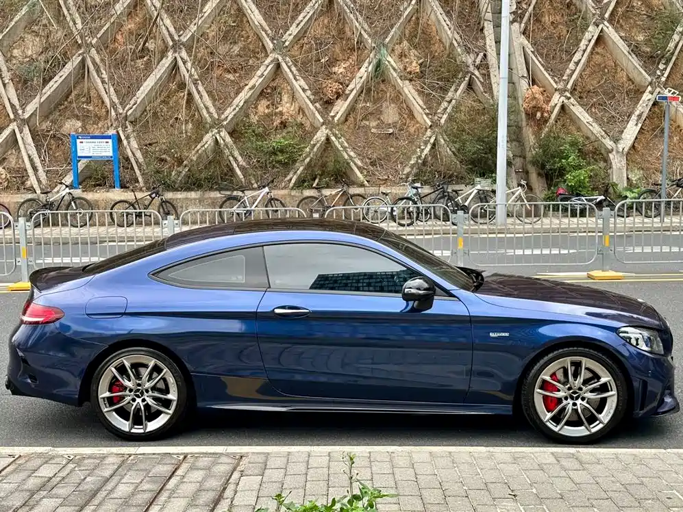 Mercedes-Benz C-Class AMG 2022 — фото 10