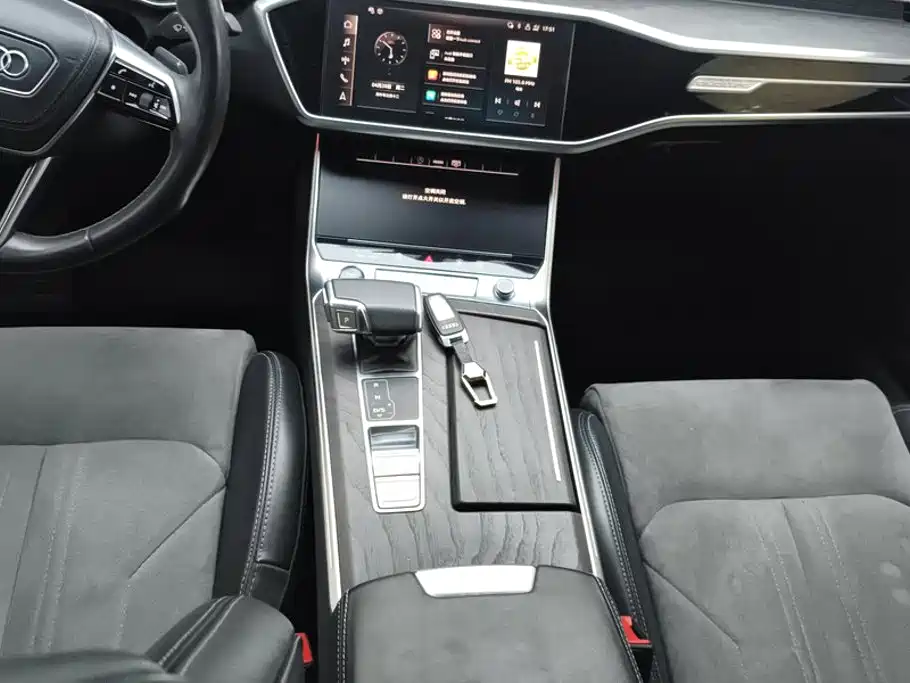 Audi A6L 2023 — фото 16