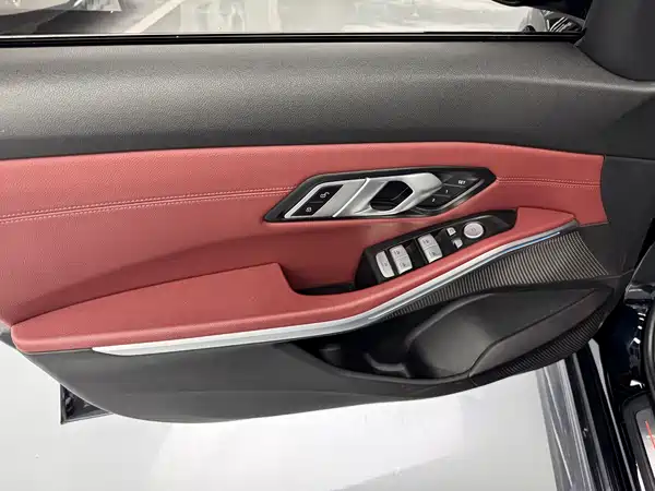 BMW i3 2024