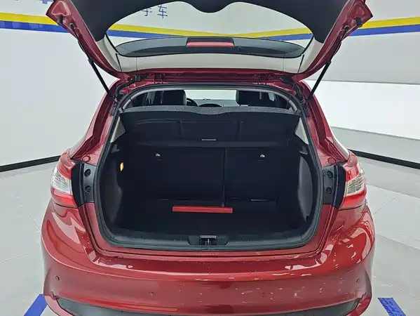 Nissan Tiida 2018