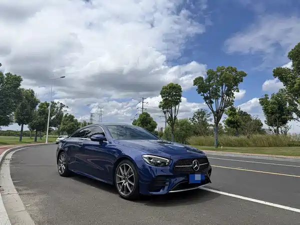 Mercedes-Benz E-Class 2021