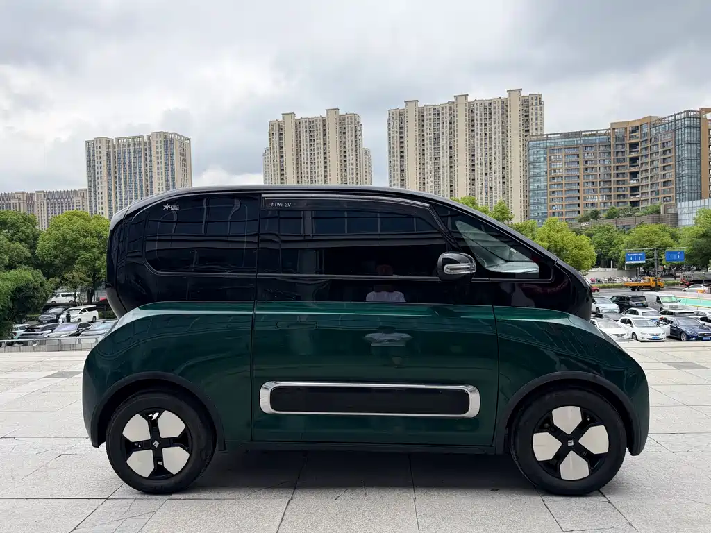 Baojun KiWi EV 2023 — фото 6