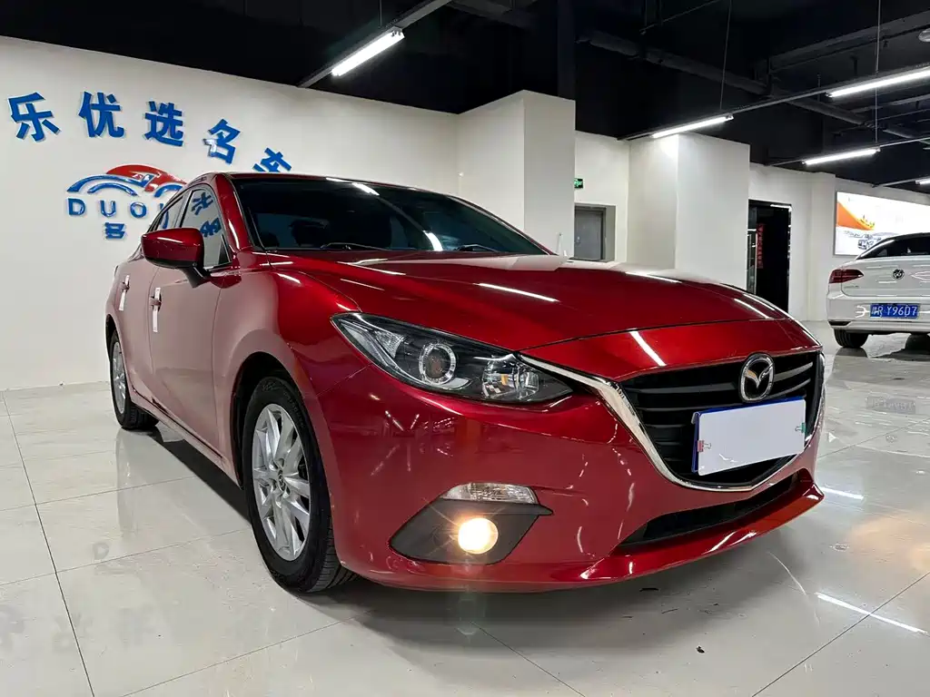 Mazda 3 Axela 2016 — фото 3