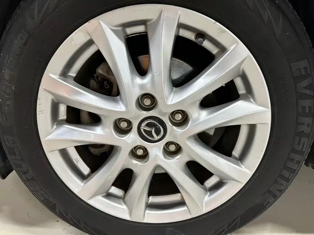 Mazda 3 Axela 2016 — фото 13