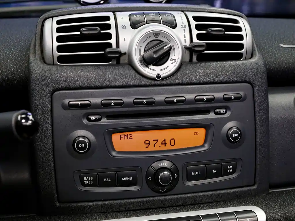 smart Fortwo 2010 — фото 14