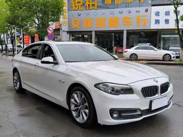 BMW 5 Series 2016