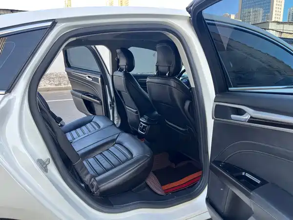 Ford Mondeo 2014