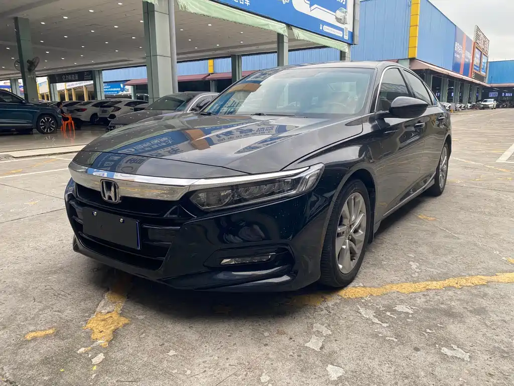 Honda Accord 2019 — фото 1