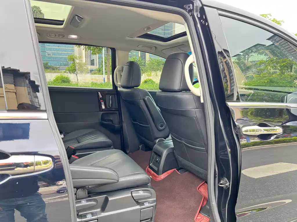 Honda Odyssey 2020 — фото 17