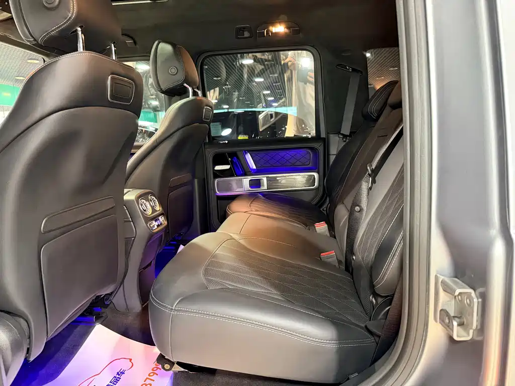 Mercedes-Benz G-Class 2023 — фото 15