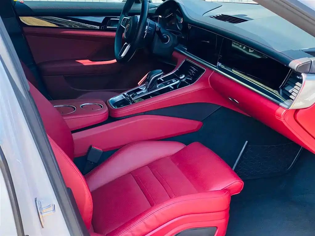 Porsche Panamera 2019 — фото 12