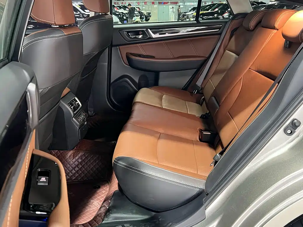 Subaru Outback 2020 — фото 19