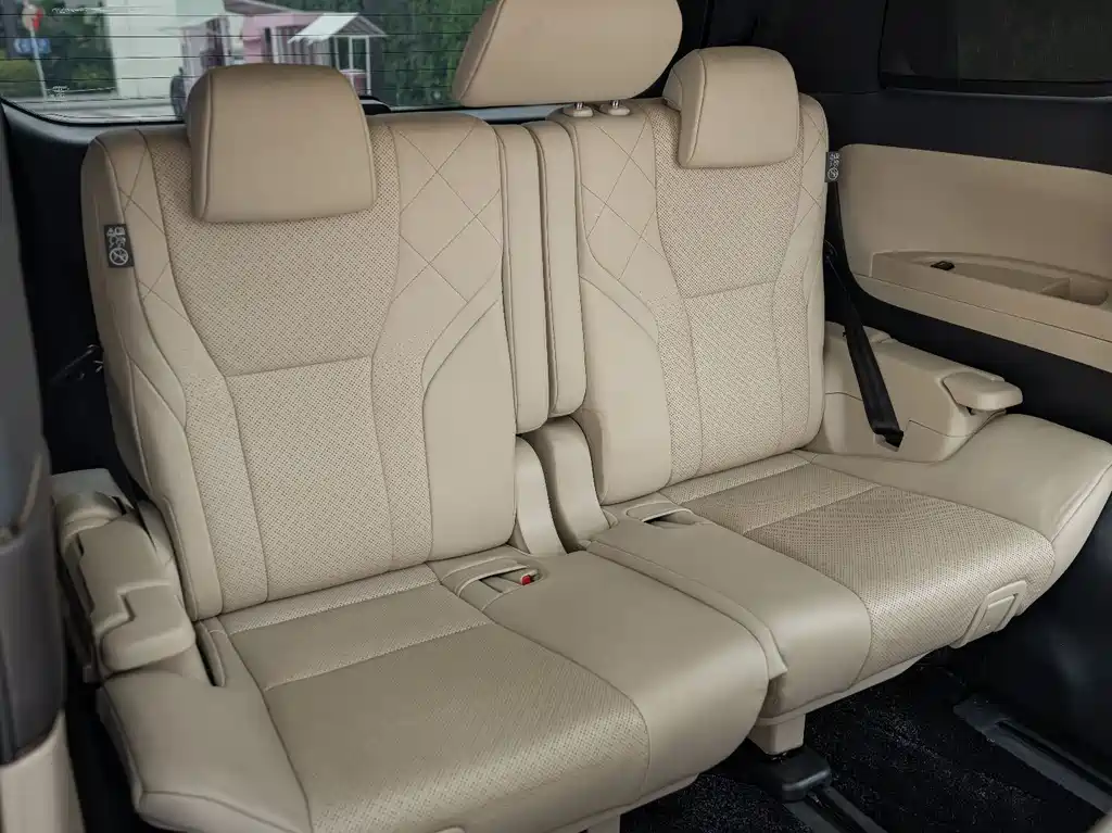 Toyota Alphard 2024 — фото 22