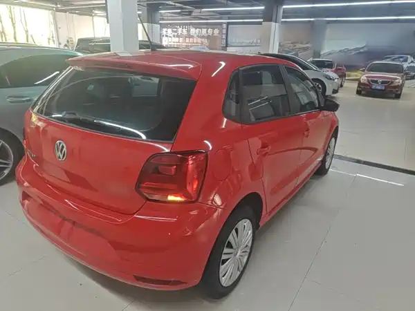 Volkswagen Polo 2016