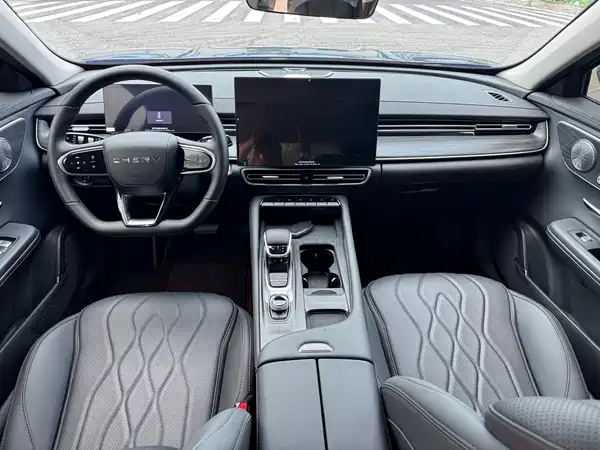 Chery Arrizo 8 PRO 2025