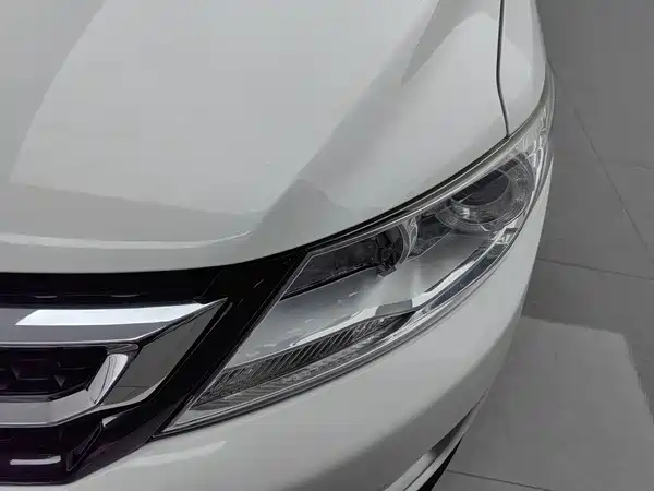 Dongfeng Fengshen AX3 2016