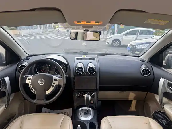 Nissan Qashqai 2013