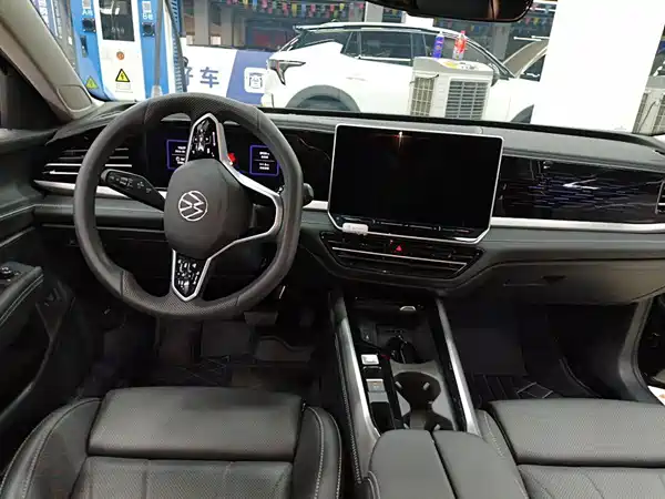 Volkswagen Passat 2025