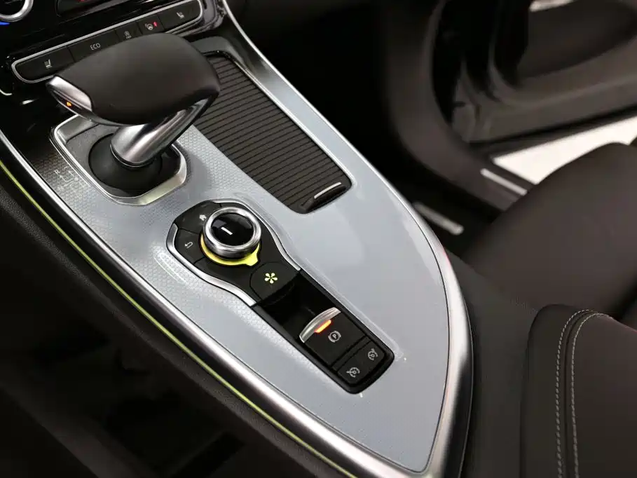 Renault Espace 2018 — фото 13