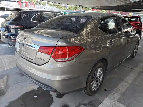Citroën C4L 2016