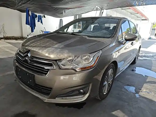 Citroën C4L 2016