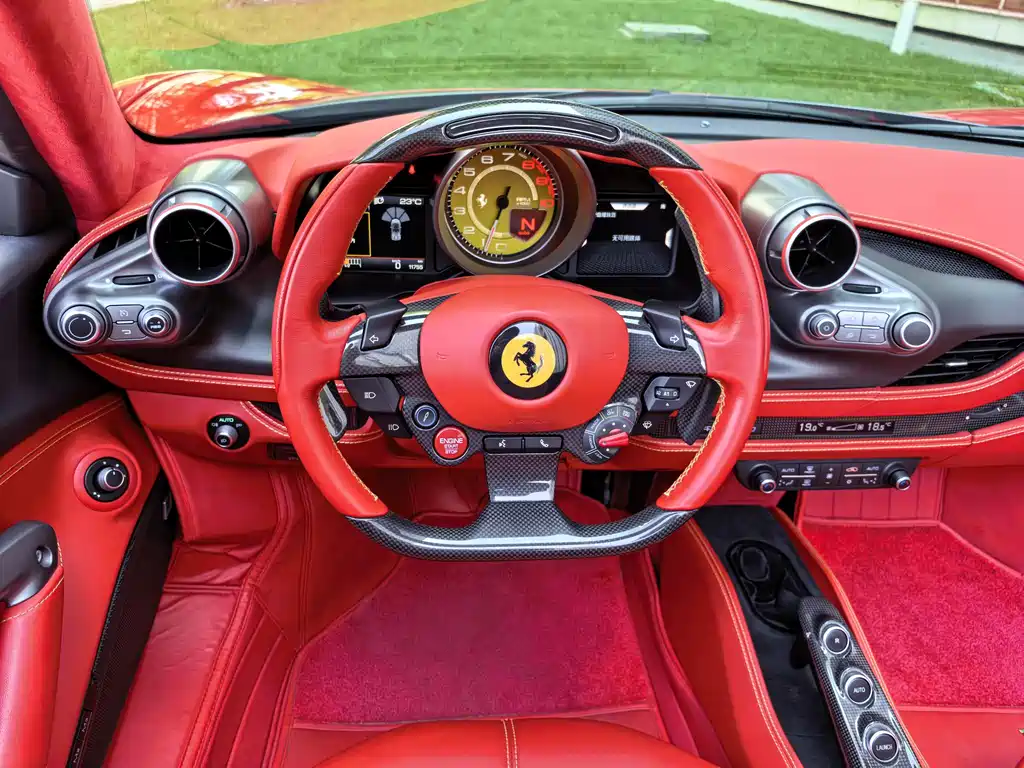 Ferrari F8 2021 — фото 35