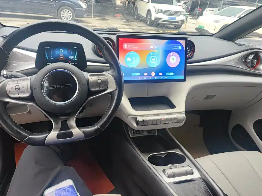 BYD Dolphin 2023 — фото 12