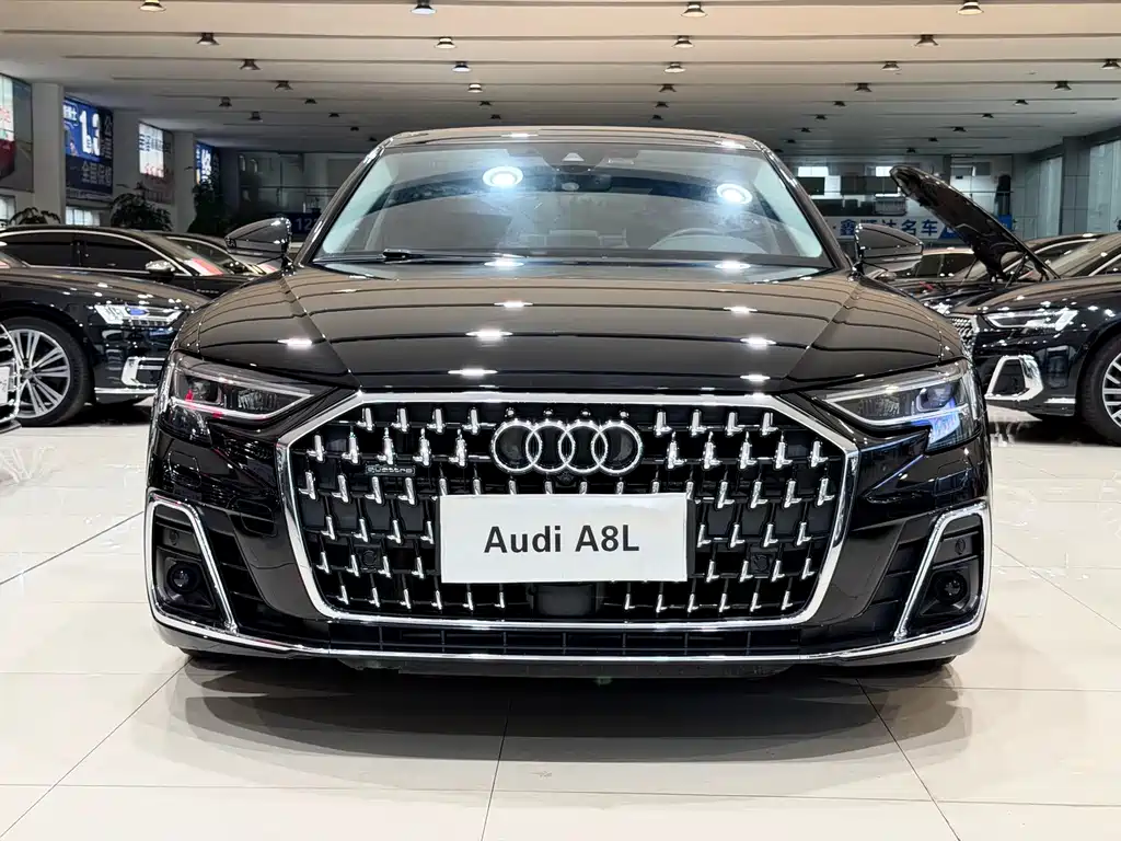Audi A8 2023