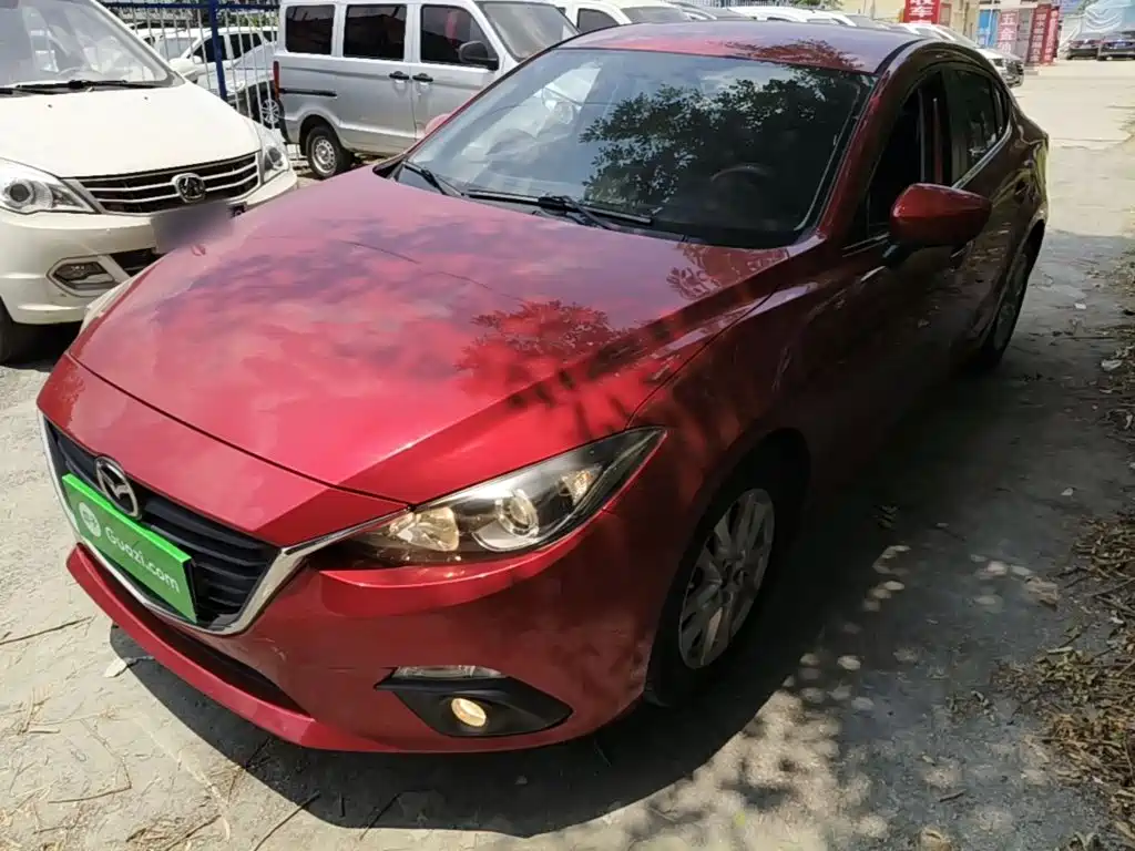 Mazda 3 Axela 2015 — фото 1