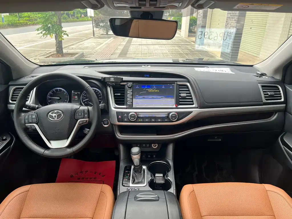 Toyota Highlander 2019 — фото 9
