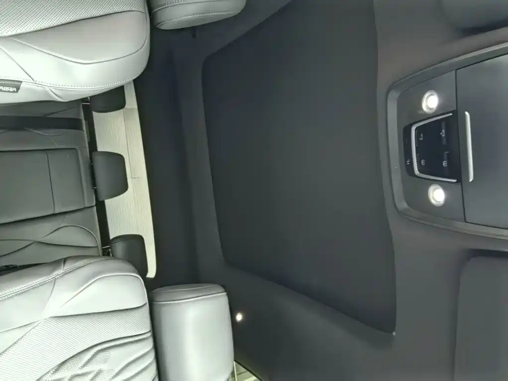 BYD Seal 07 DM-i 2025 — фото 15