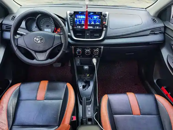 Toyota Yaris L 2019