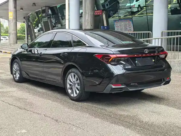 Toyota Avalon 2025