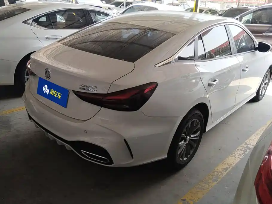 MG MG5 2025