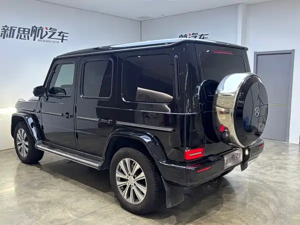 Mercedes-Benz G-Class 2024