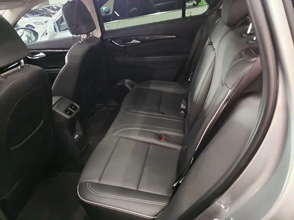 Buick Envision Plus 2023 — фото 17