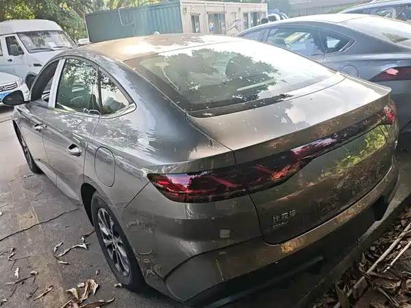 BYD Qin L 2024