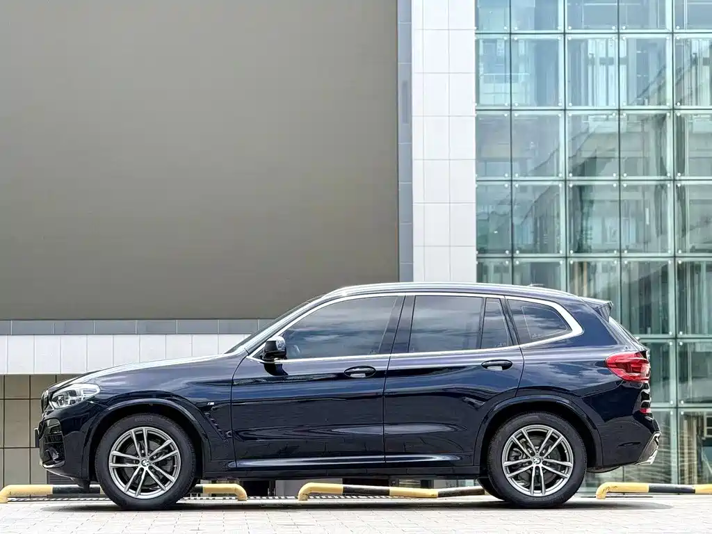 BMW X3 2021 — фото 9