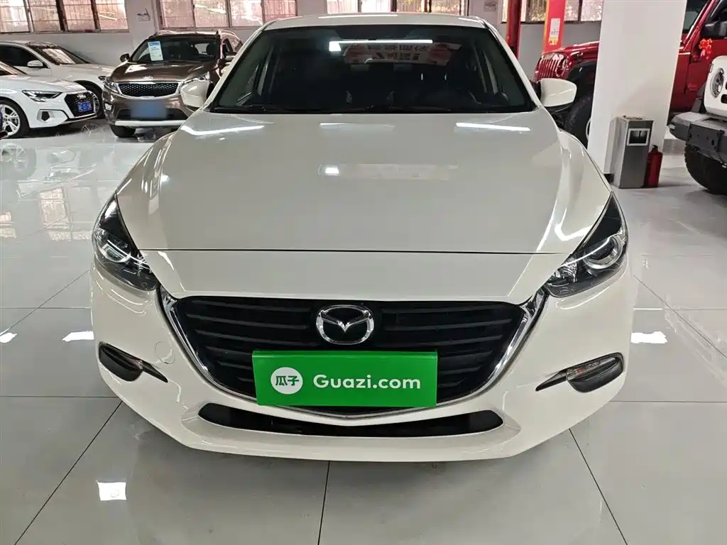Mazda 3 Axela 2019 — фото 3