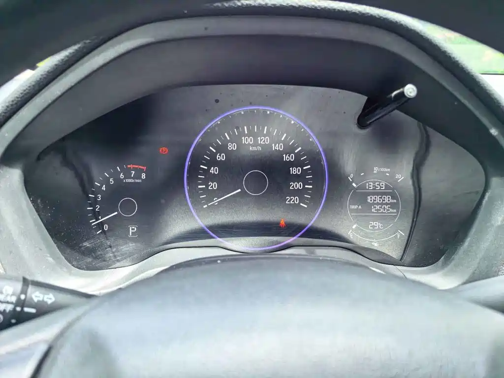 Honda Vezel 2015 — фото 15