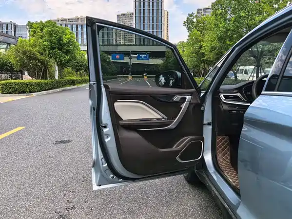 Geely Jiaji 2020