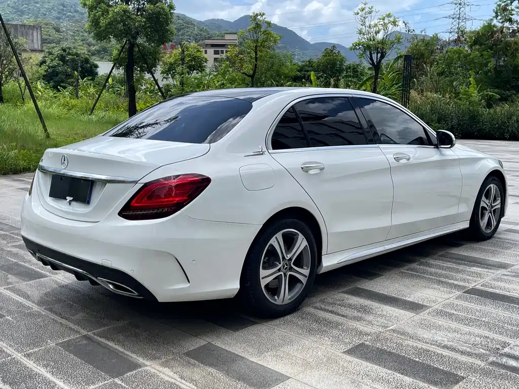 Mercedes-Benz C-Class 2020 — фото 9