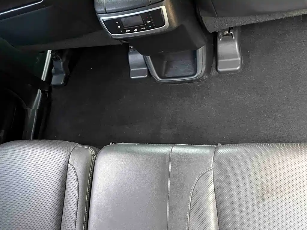 Toyota Highlander 2017 — фото 18