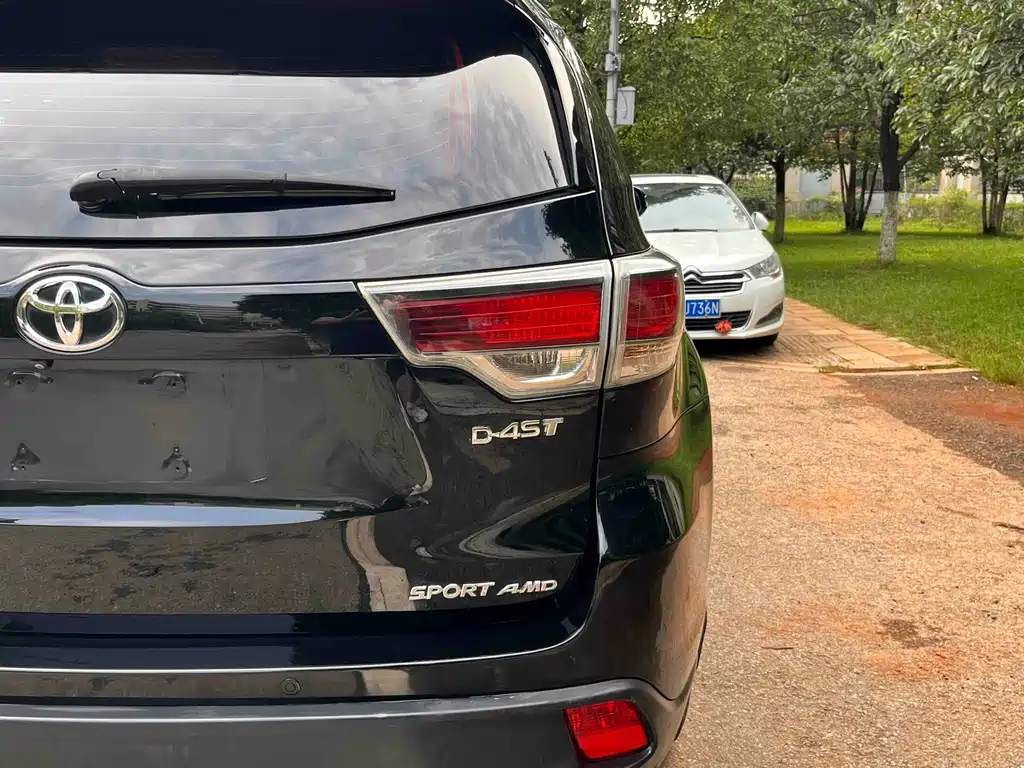 Toyota Highlander 2017 — фото 24