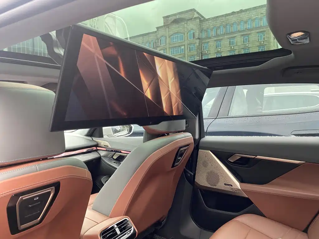 BMW i5 2024 — фото 12